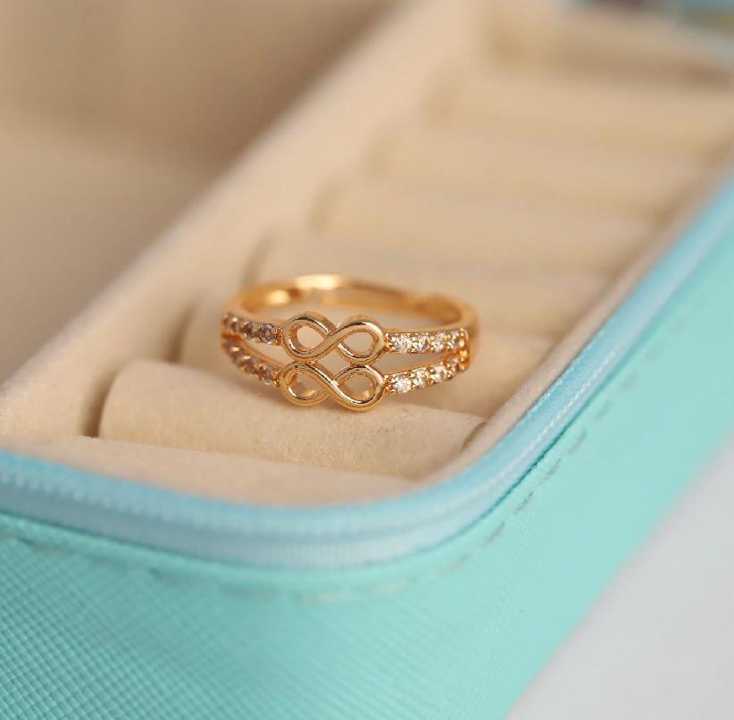 ELJ-R-023 Infinity Sparkle Ring