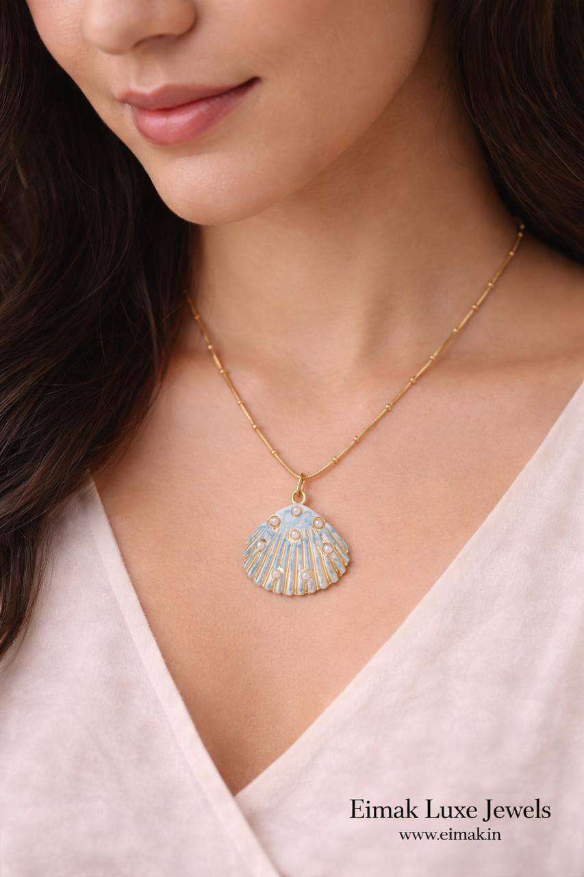 Pearl Shell Pendant Chain