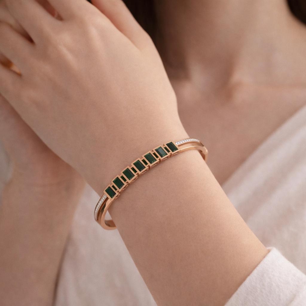 Emerald bar crystal bangle