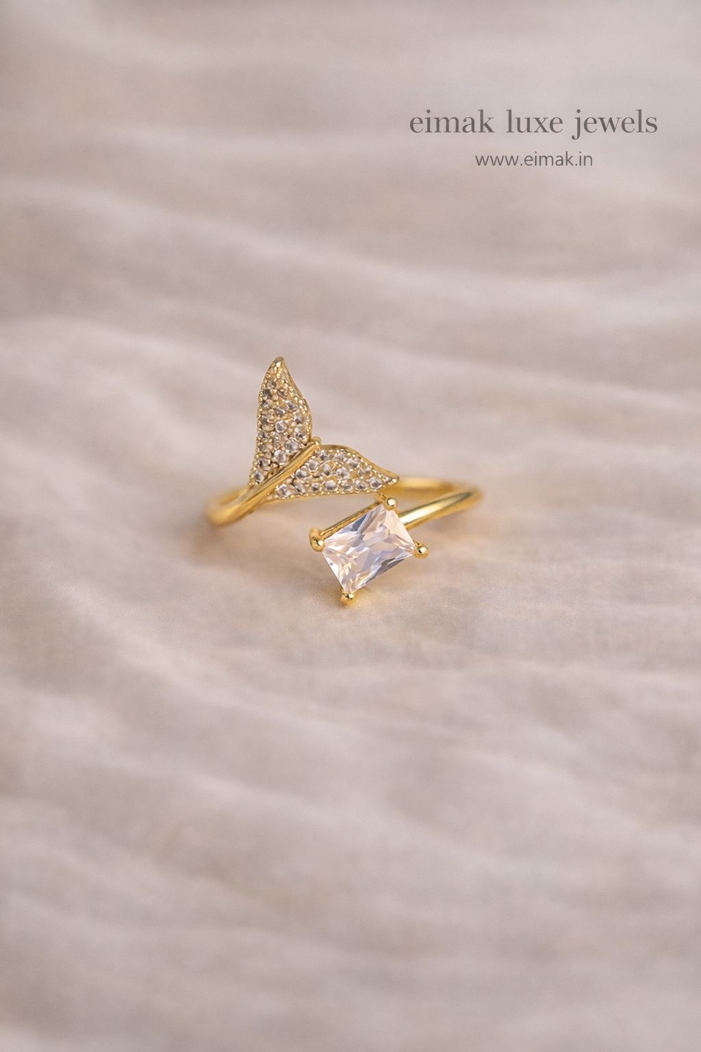 Eimak Flutter Spark Adjustable Diamond Ring – Gold Finish