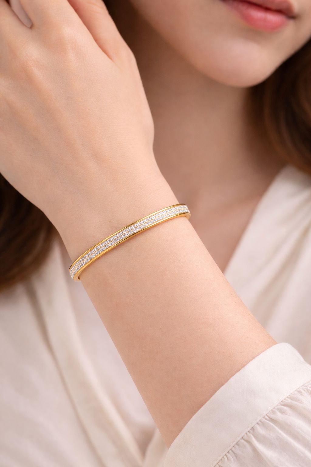 Eimak Dual Spark Crystal Bangle