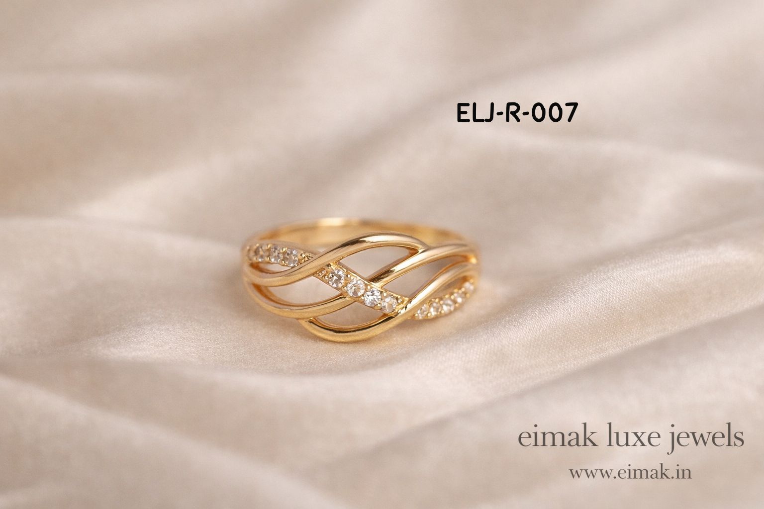 ELJ-R-007  Eternal Wave Crystal Ring