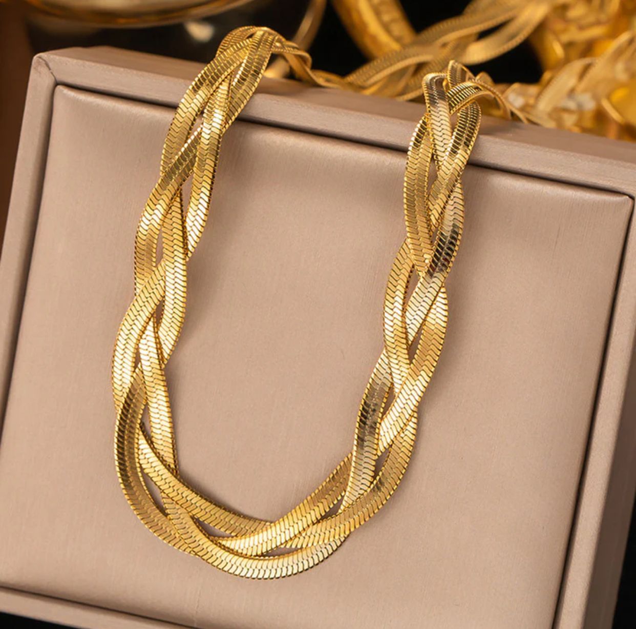 Royal Weave Gold Necklace