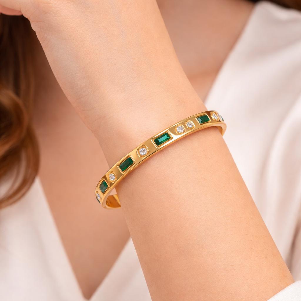 Emerald spark gold bangles