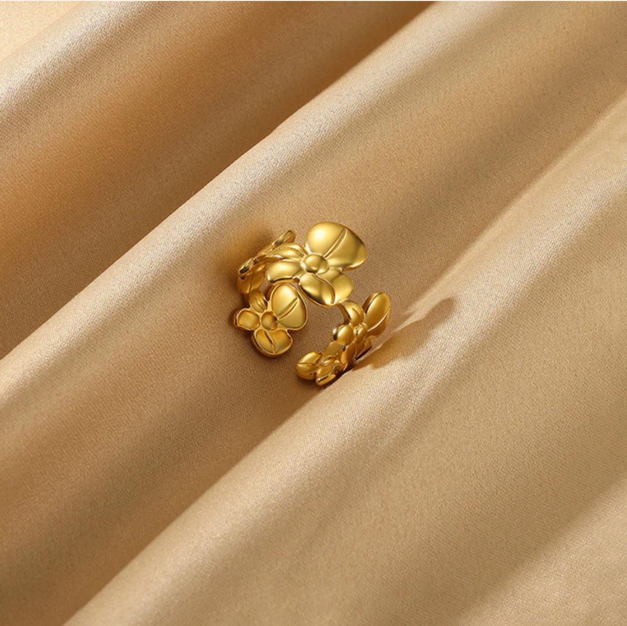 Eimak Golden Bloom Statement Ring