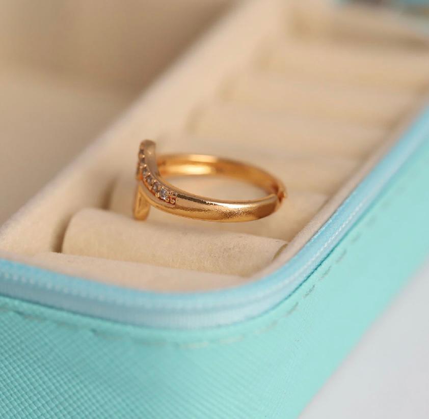 ELJ-R-019 Golden Wave Spark Ring