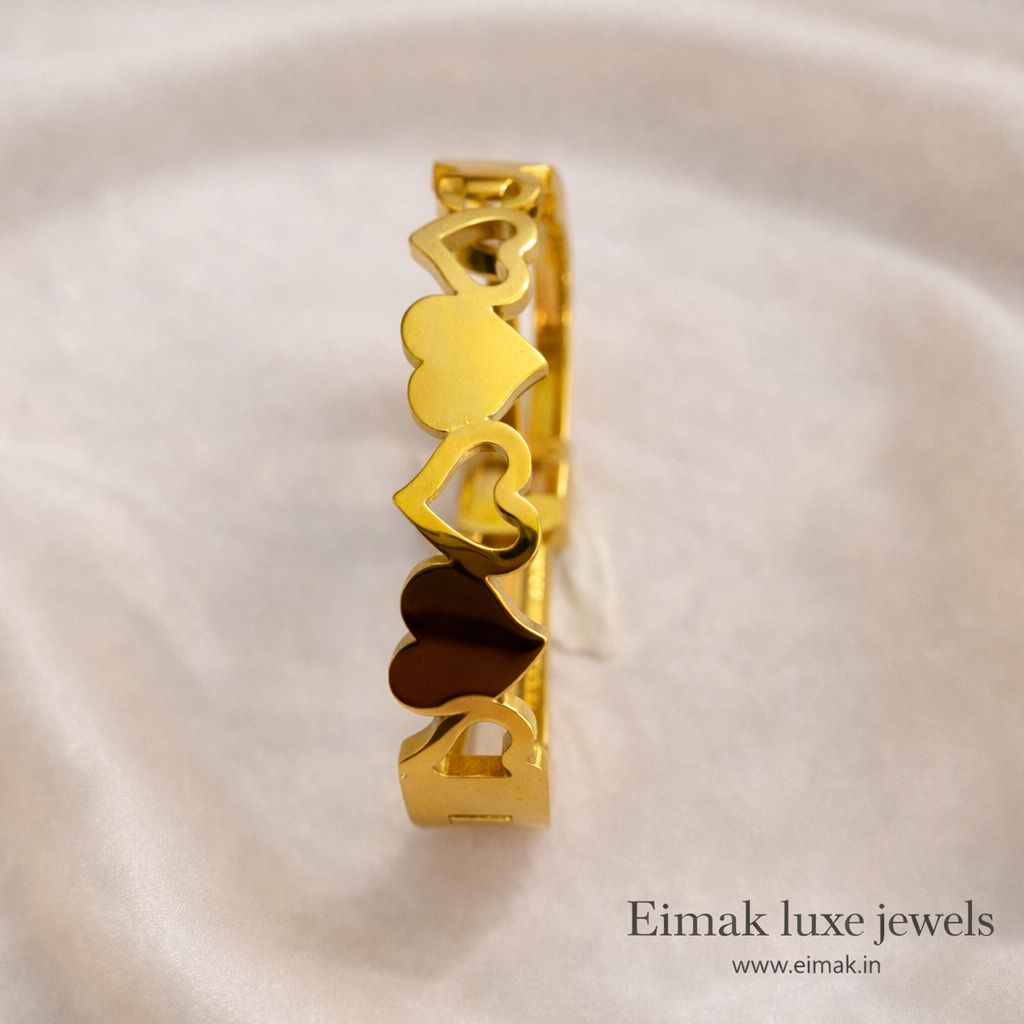 Golden Romance Heart Link Bracelet
